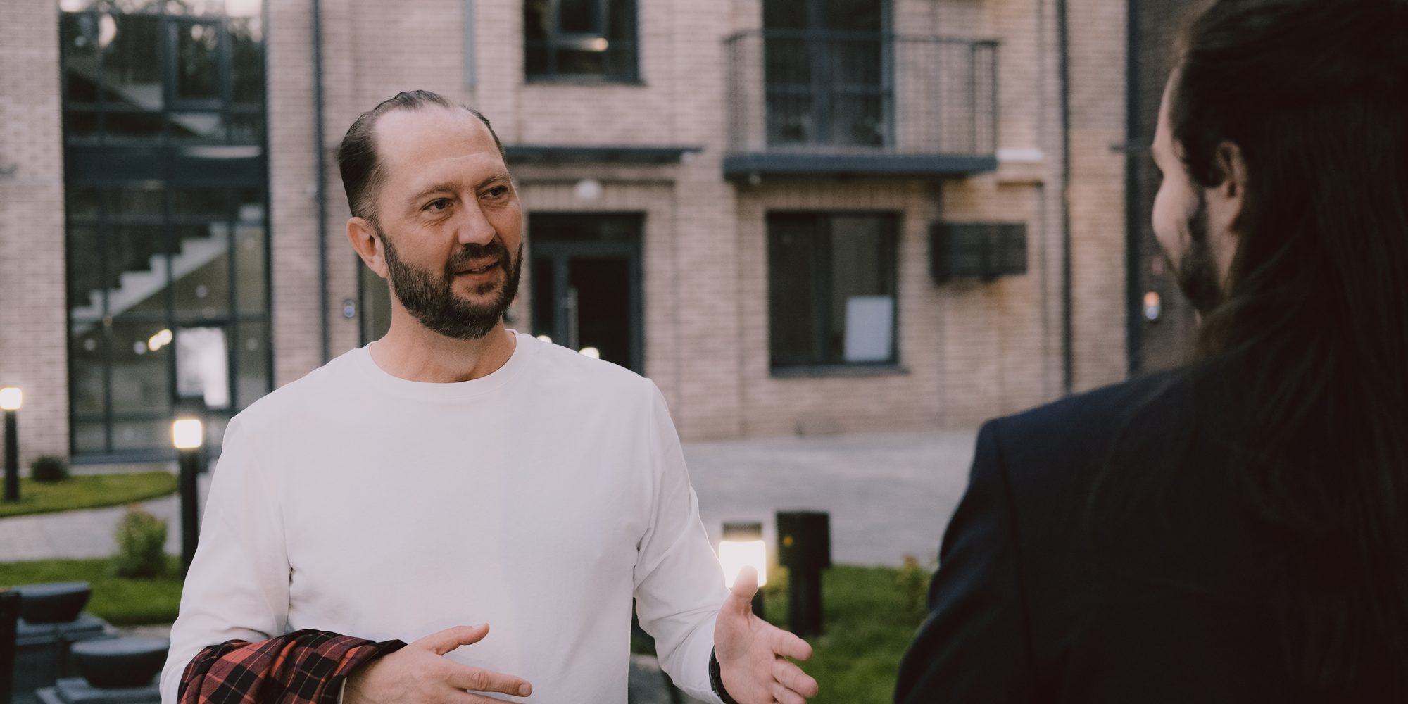 Vladimir Savvon in a negotiation